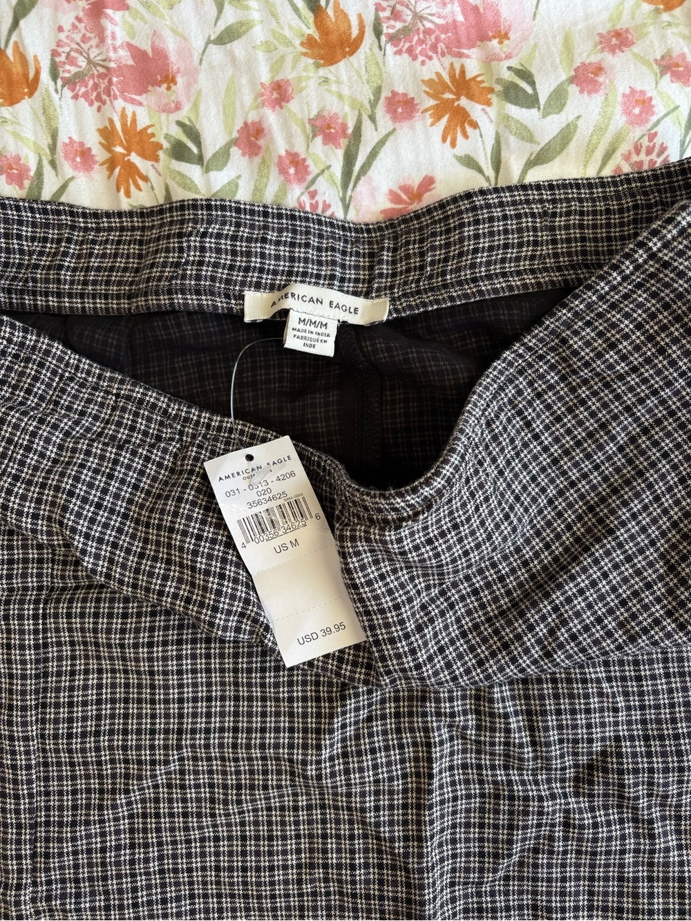 American Eagle NWT Black and White Plaid Skirt Size M - Picture 5 of 7